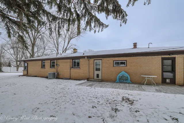 $295,000 | 2300 Gaylord Road, Joliet, IL 60435