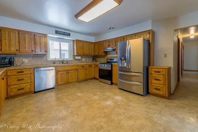 $295,000 | 2300 Gaylord Road, Joliet, IL 60435