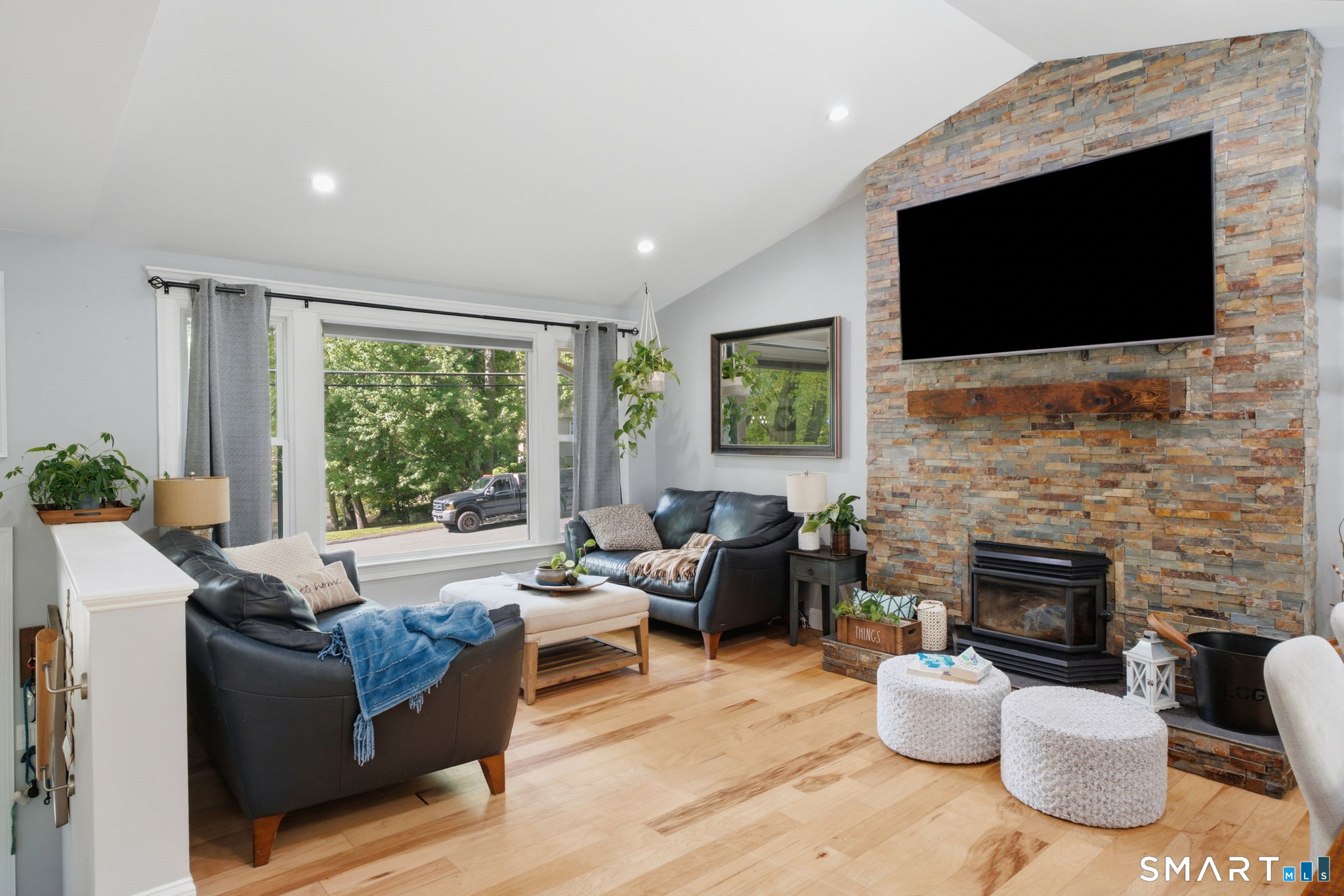 64 Risley Road Vernon, CT 06066 - Photo 6 of 40 Gallery Image 6