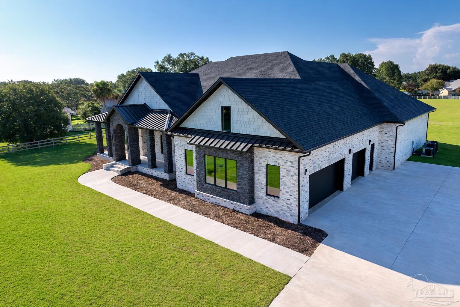 1855 West 9 & Half Mile Road Cantonment, FL 32533 - Photo 3 of 10