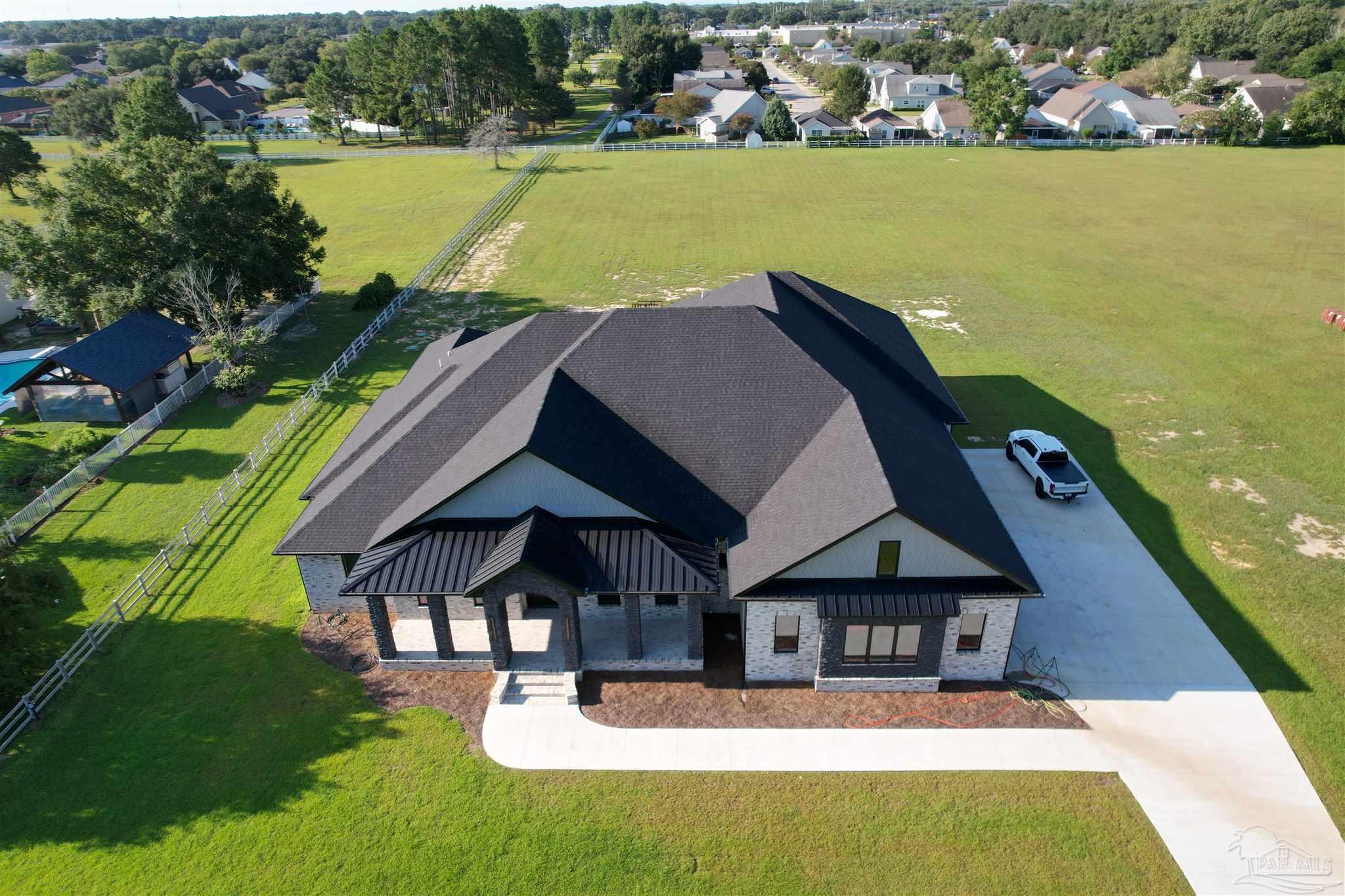 1855 West 9 & Half Mile Road Cantonment, FL 32533 - Photo 4 of 10