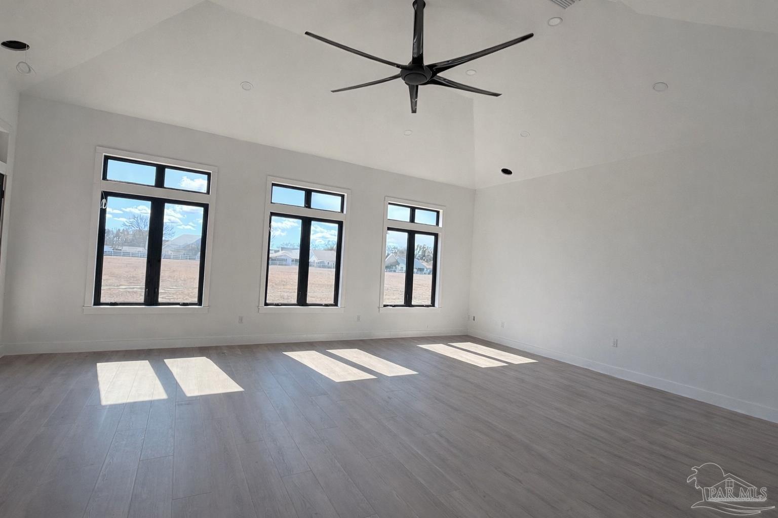 1855 West 9 & Half Mile Road Cantonment, FL 32533 - Photo 10 of 10