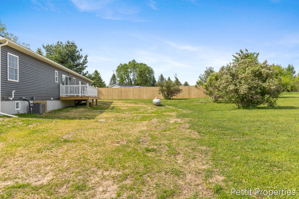 6937 Townhall Road Sheridan, MI 48884 - Photo 34 of 40 6937-Townhall_016