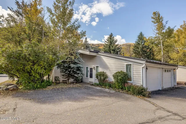 $1,195,000 | 790 Stone Creek Drive, Unit 4, Avon, CO 81620