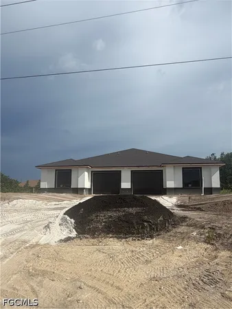 $530,000 | 5263 Centennial Boulevard, Lehigh Acres, FL 33971