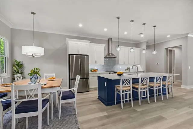 close view of a bathroom