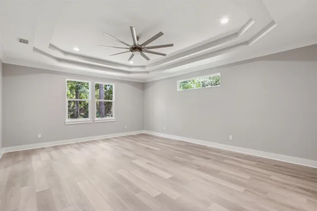a view of an empty walk in closet