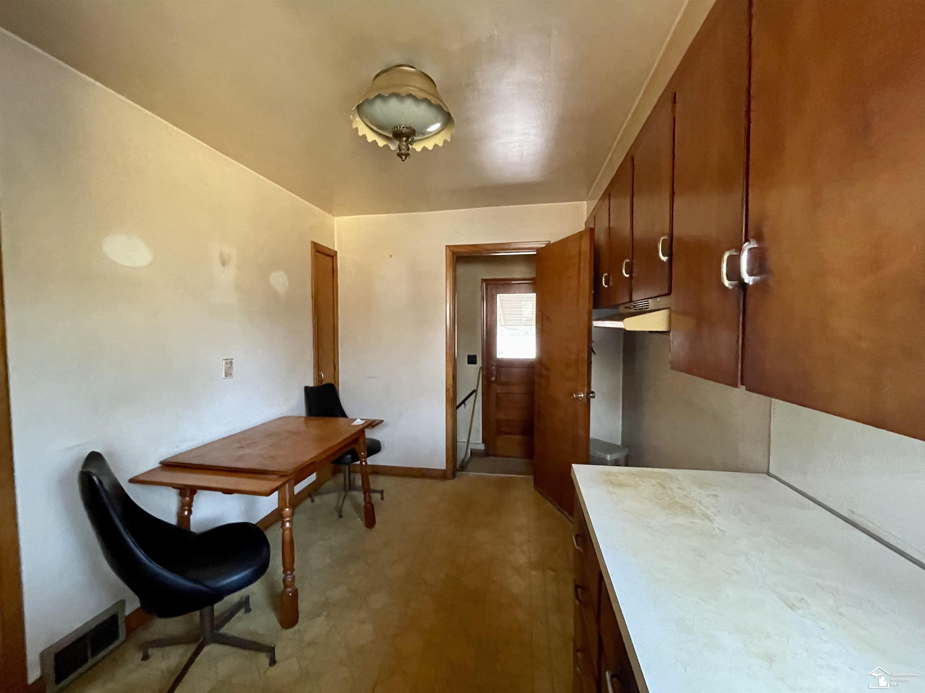 2351 West Temperance Road Temperance, MI 48182 - Photo 7 of 22 Gallery Image 7