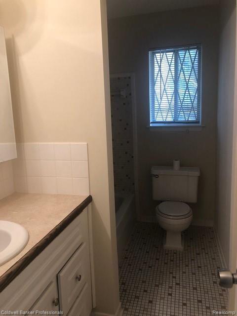 29249 Hayes Road, Unit 76 Warren, MI 48088 - Photo 9 of 18 IMG_4306.jpg