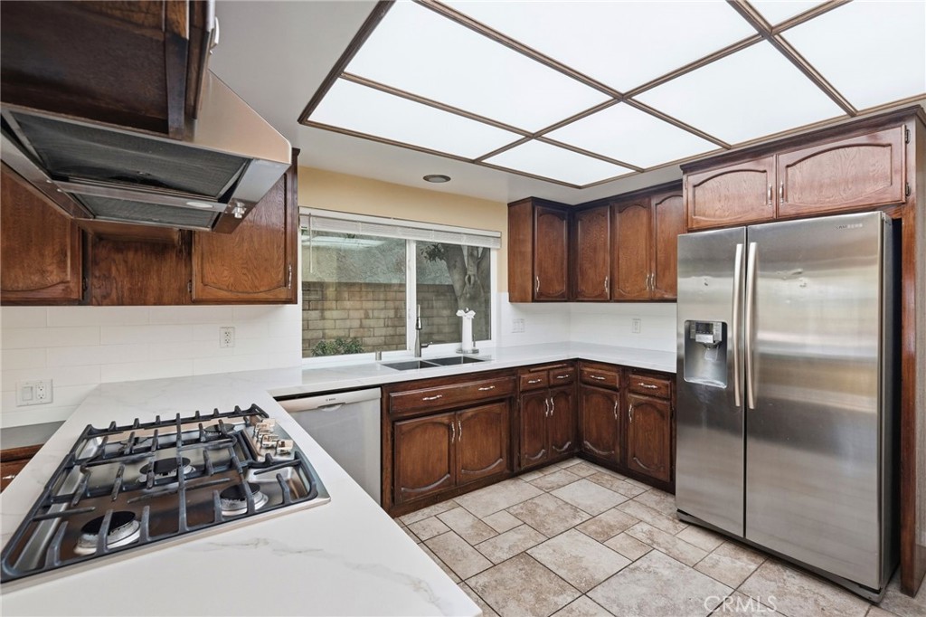 18400 Chatham Lane Porter Ranch, CA 91326 - Photo 48 of 74
