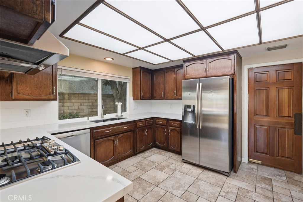 18400 Chatham Lane Porter Ranch, CA 91326 - Photo 49 of 74
