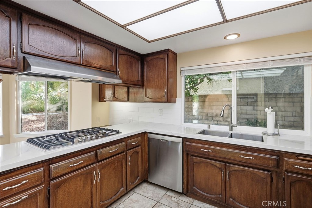 18400 Chatham Lane Porter Ranch, CA 91326 - Photo 51 of 74