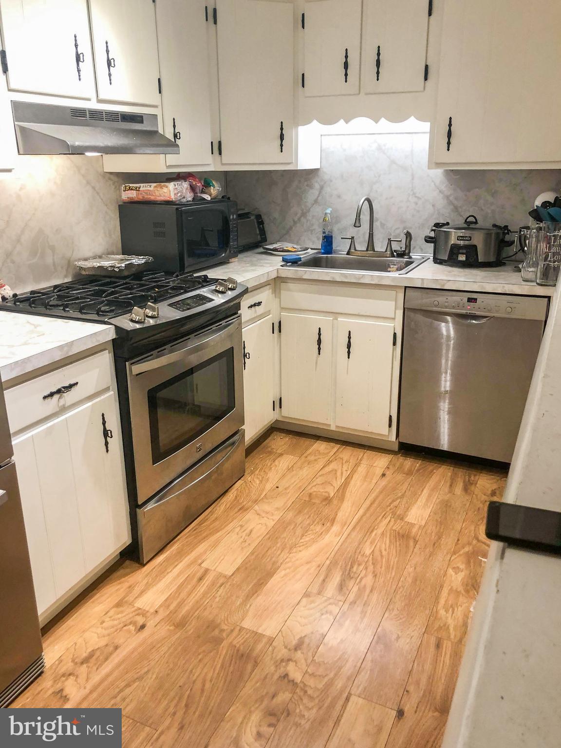 797 3rd Avenue Bristol, PA 19007 - Photo 3 of 16