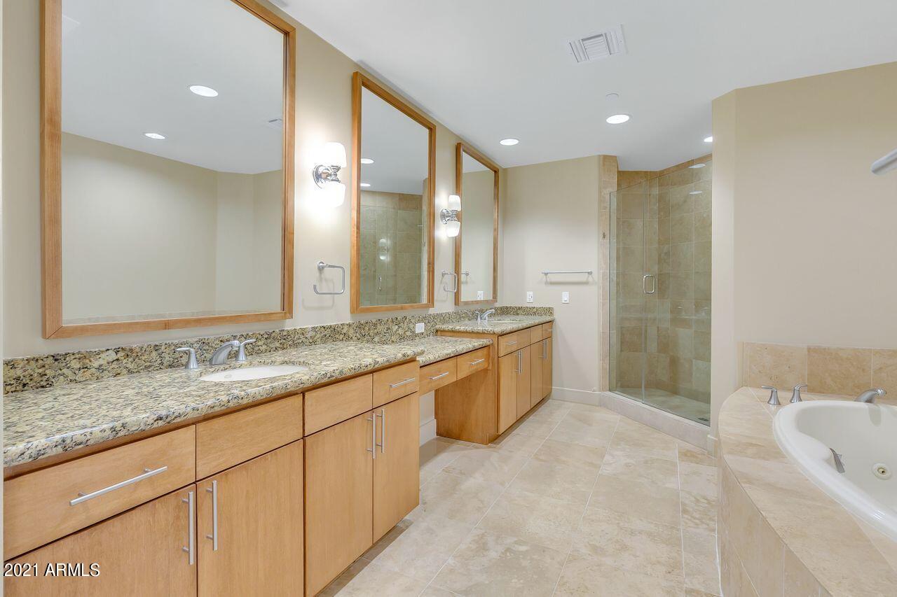 2211 East Camelback Road, Unit 902 Phoenix, AZ 85016 - Photo 20 of 43 Master Bath