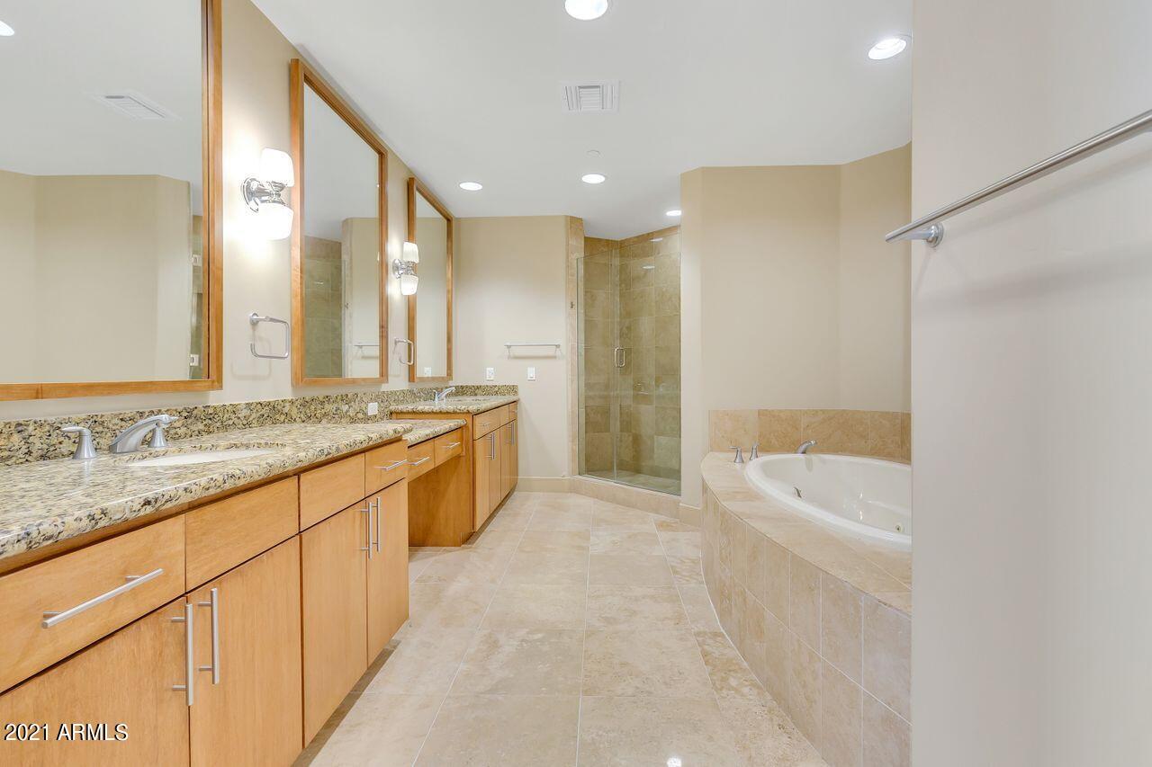 2211 East Camelback Road, Unit 902 Phoenix, AZ 85016 - Photo 25 of 43 Master Bathroom