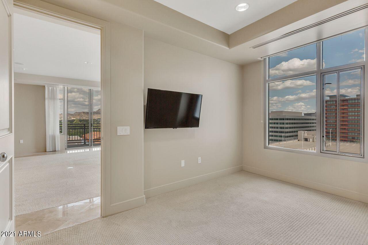 2211 East Camelback Road, Unit 902 Phoenix, AZ 85016 - Photo 32 of 43 2nd Bedroom Window