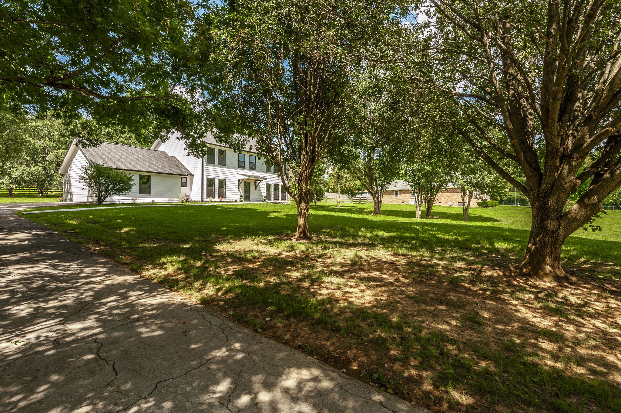 628 Vaughan's Gap Road Spring Hill, TN 37174 - Photo 4 of 52
