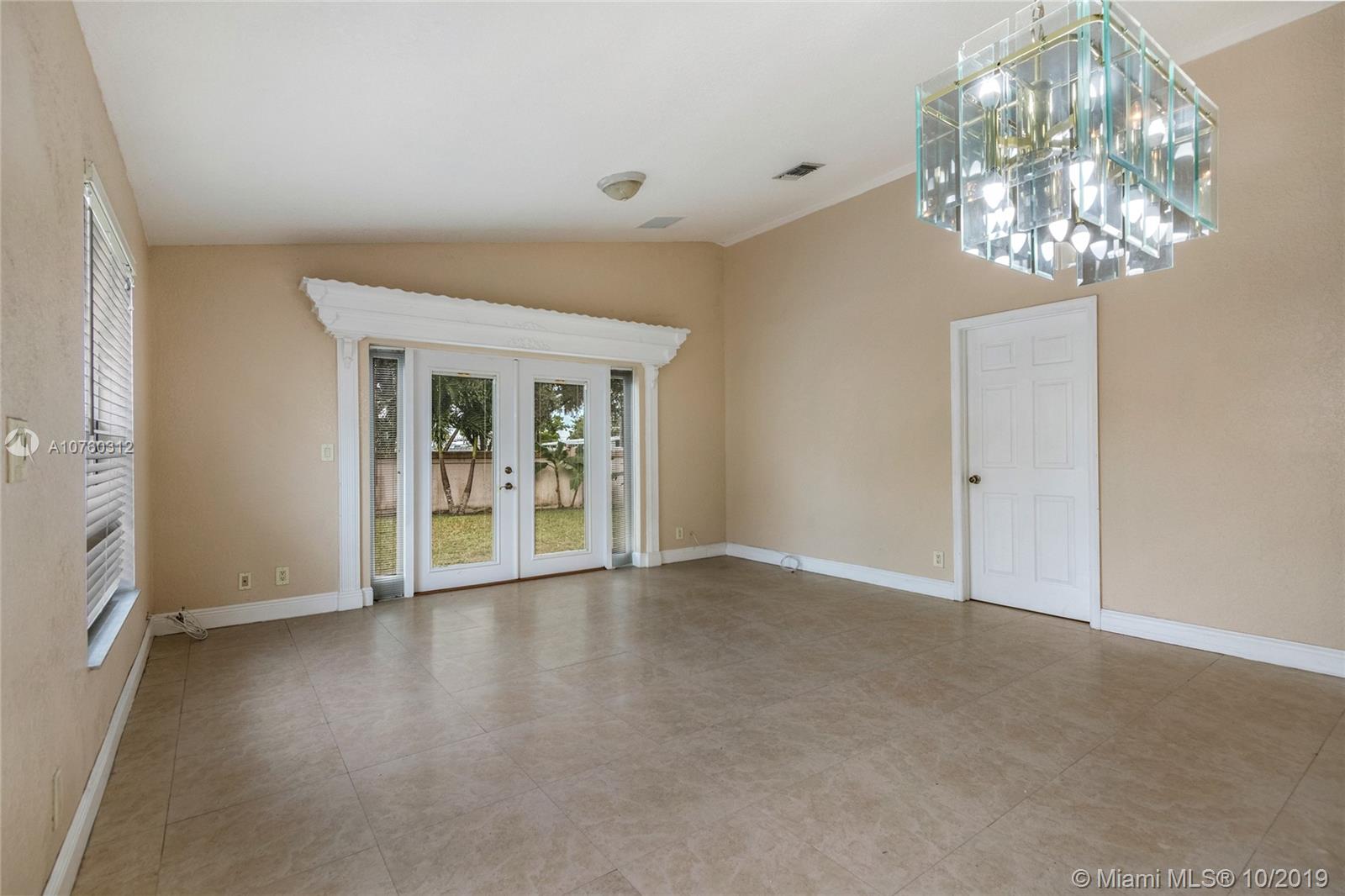 6790 Bayfront Circle Margate, FL 33063 - Photo 4 of 25