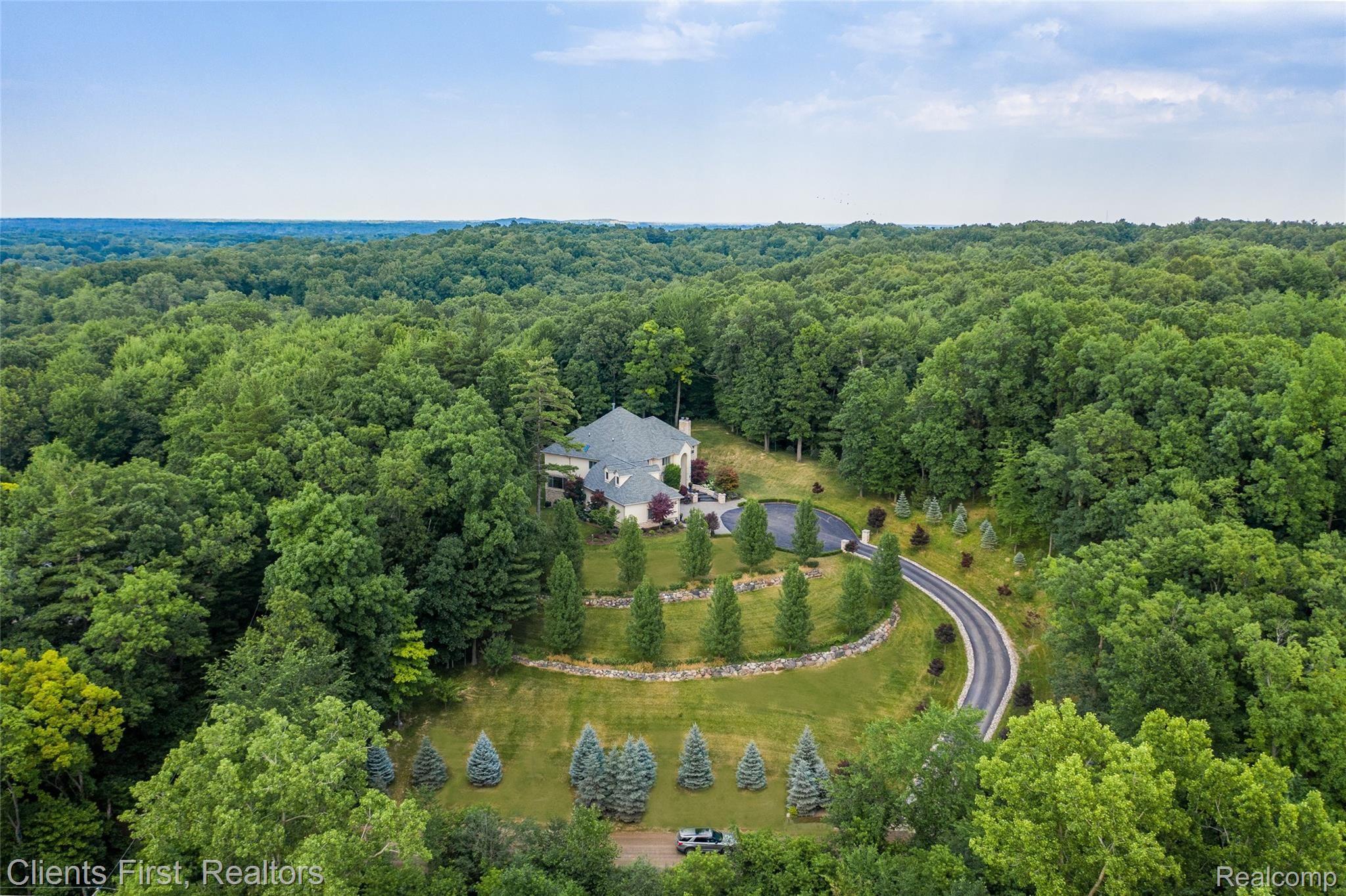 1630 Hosner Road Oxford, MI 48370 - Photo 5 of 29 1-7.jpg