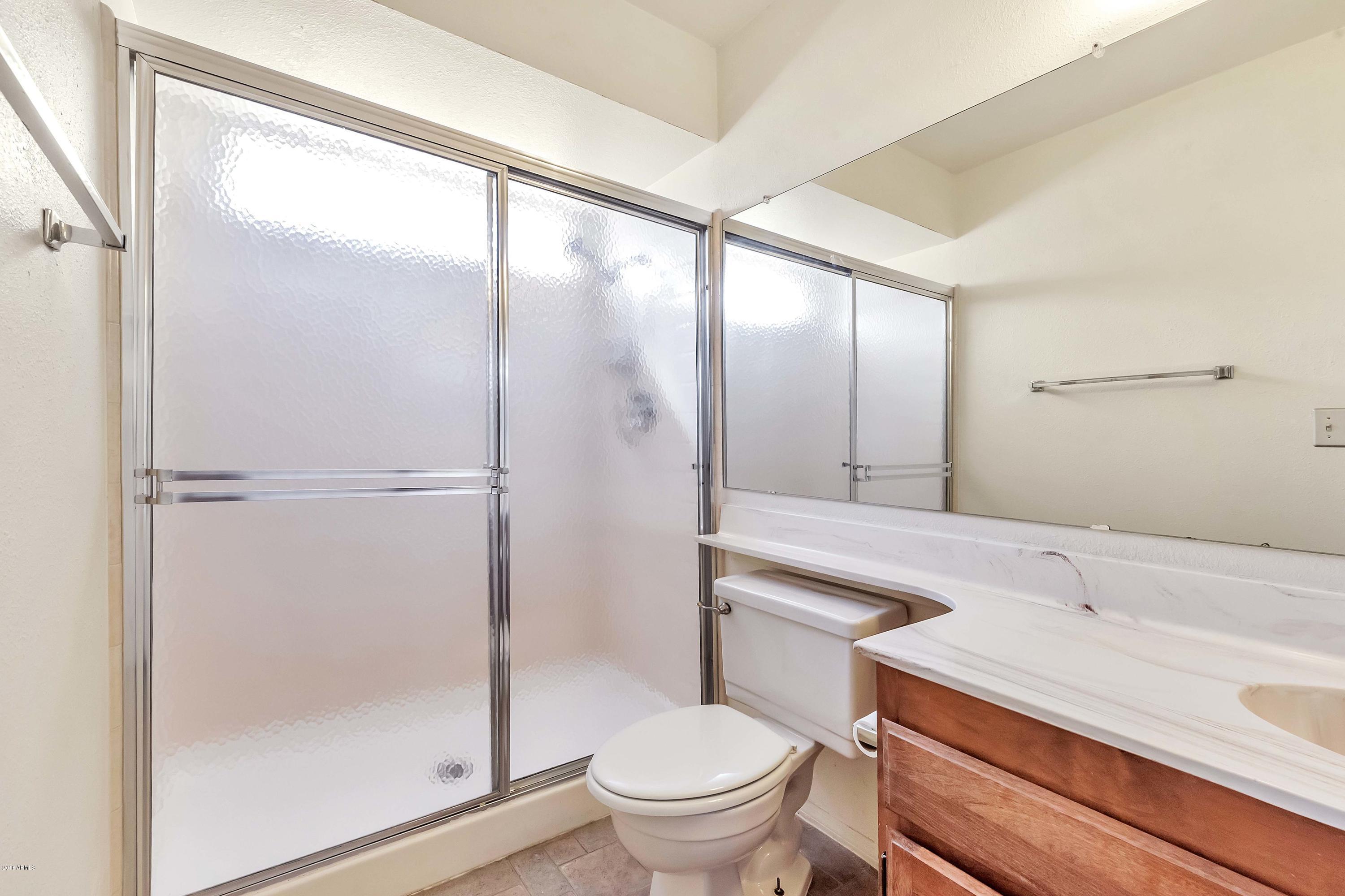 4831 South Roberts Road Tempe, AZ 85283 - Photo 13 of 25 master bath