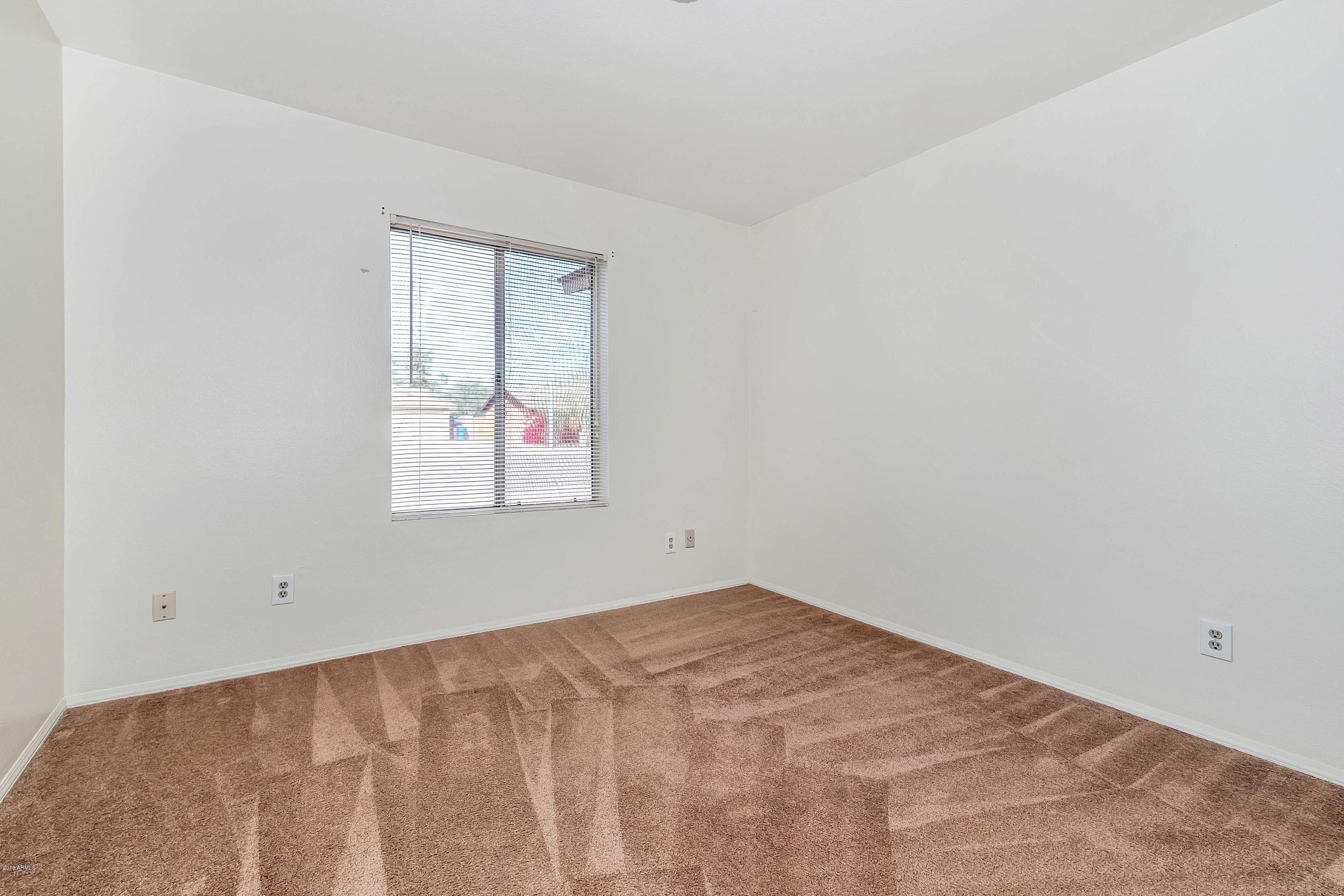 4831 South Roberts Road Tempe, AZ 85283 - Photo 19 of 25 4831 S Roberts Rd Tempe AZ-MLS_Size-020-