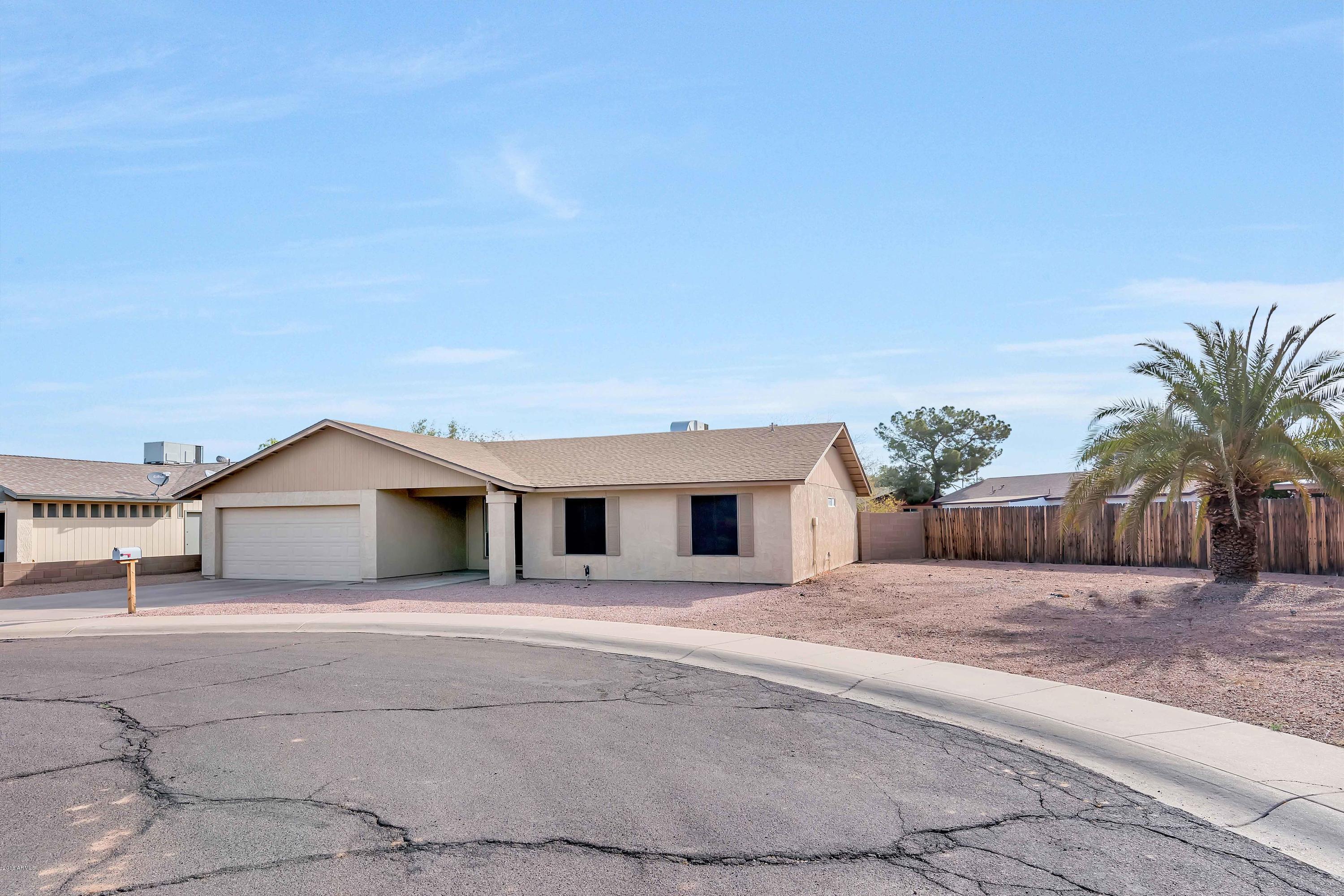 4831 South Roberts Road Tempe, AZ 85283 - Photo 3 of 25 4831 S Roberts Rd Tempe AZ-MLS_Size-001-