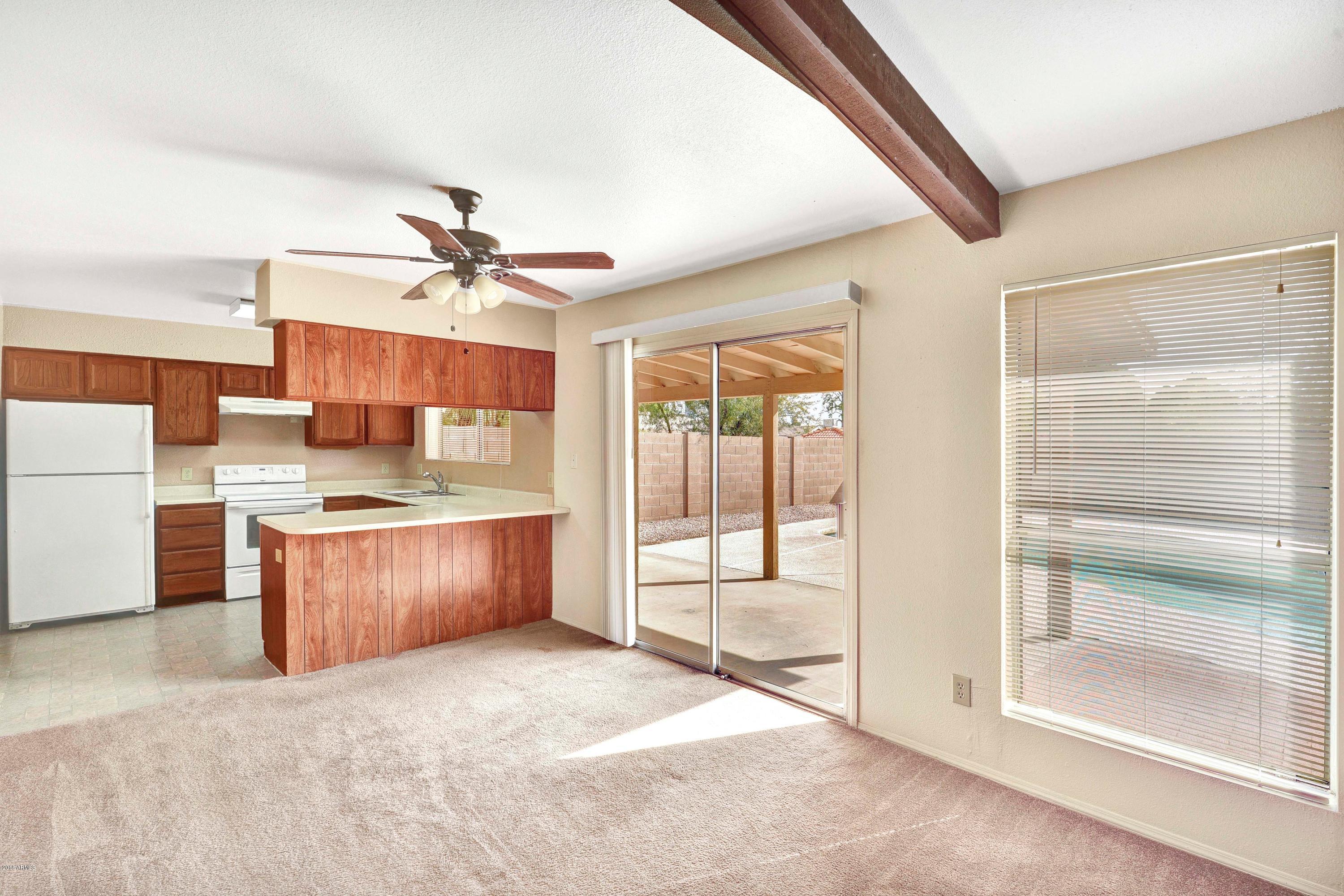 4831 South Roberts Road Tempe, AZ 85283 - Photo 6 of 25 Lots of natural light