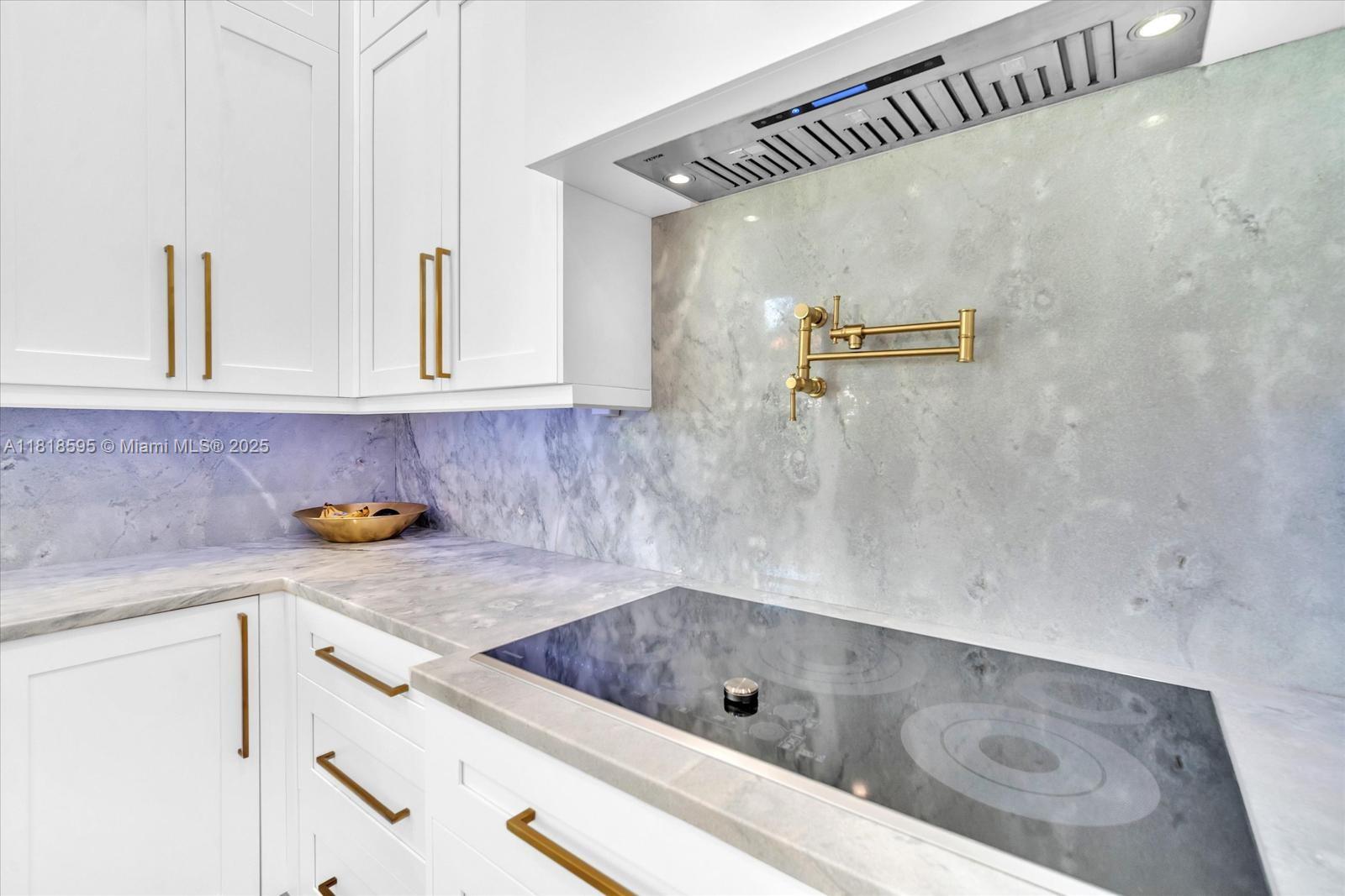 5478 Southwest 189th Avenue Miramar, FL 33029 - Photo 16 of 58 a view of a bath tub sitting in a bathroom