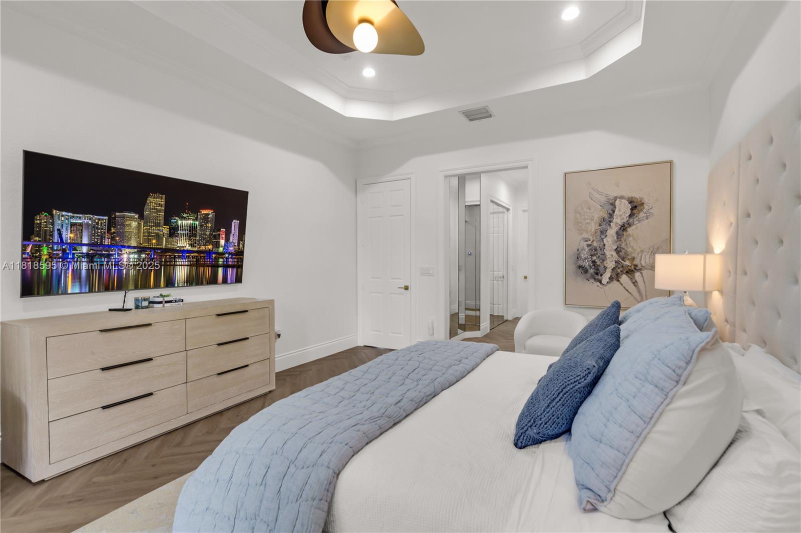 5478 Southwest 189th Avenue Miramar, FL 33029 - Photo 30 of 58 a bedroom with a bed and closet