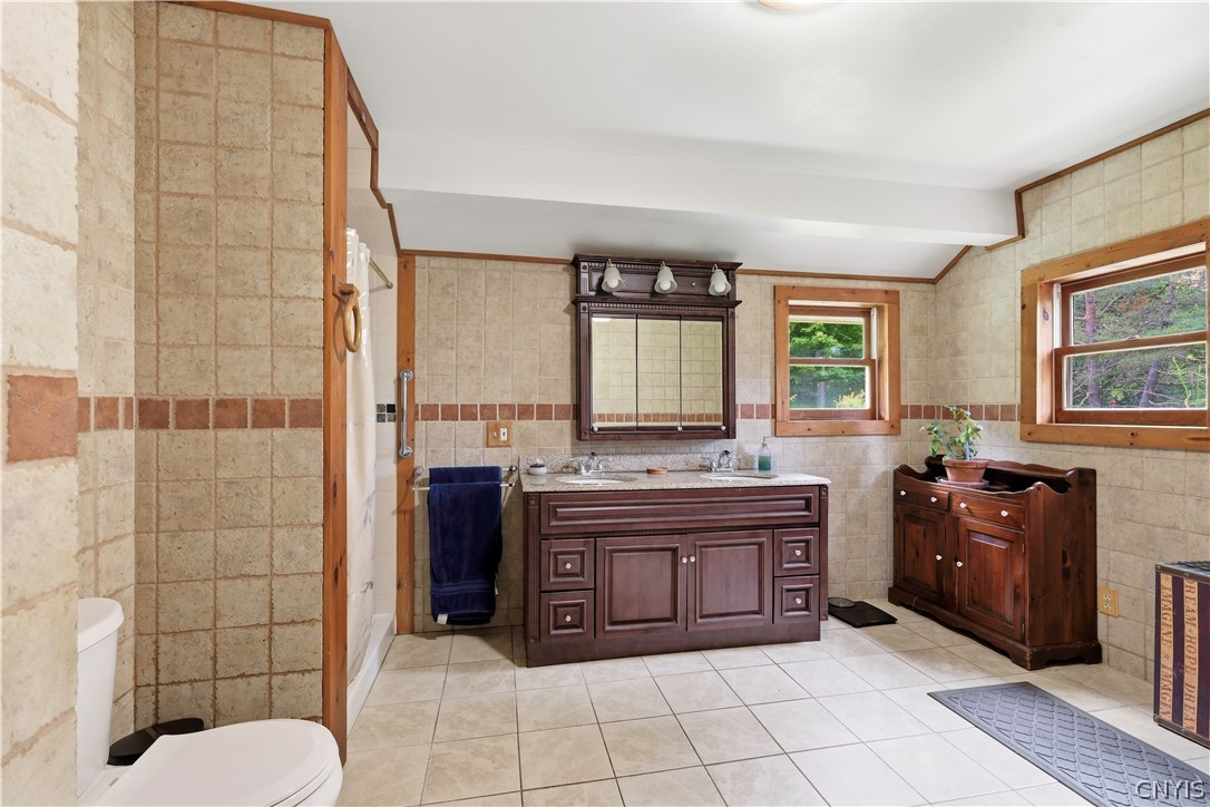 3171 Chaphe Hill Road Nelson, NY 13061 - Photo 28 of 49 Owner's Suite Bathroom