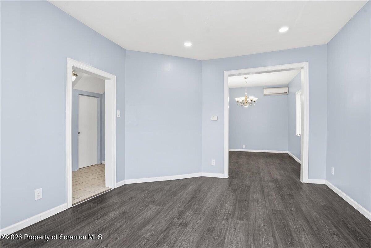 1127 Rundle Street Scranton, PA 18504 - Photo 15 of 67 15-1127_Rundle_023