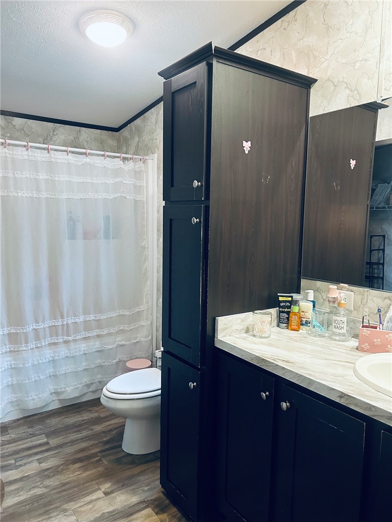 4947 County Route Bath, NY 14810 - Photo 14 of 27 Primary Bathroom w/ walk-in closet