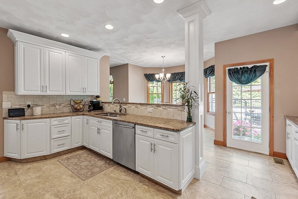 256 Simpson Road Marlborough, MA 01752 - Photo 13 of 42 Gallery Image 13