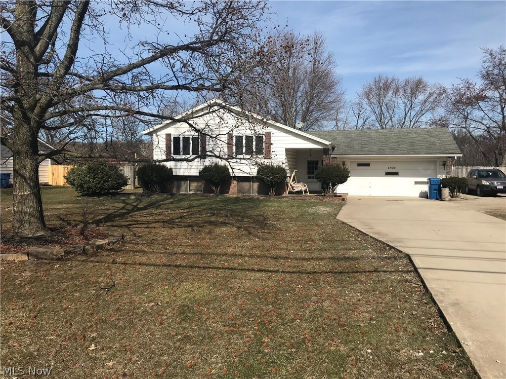 8767 Root Road North Ridgeville, OH 44039 - Photo 1 of 11 Gallery Image 1