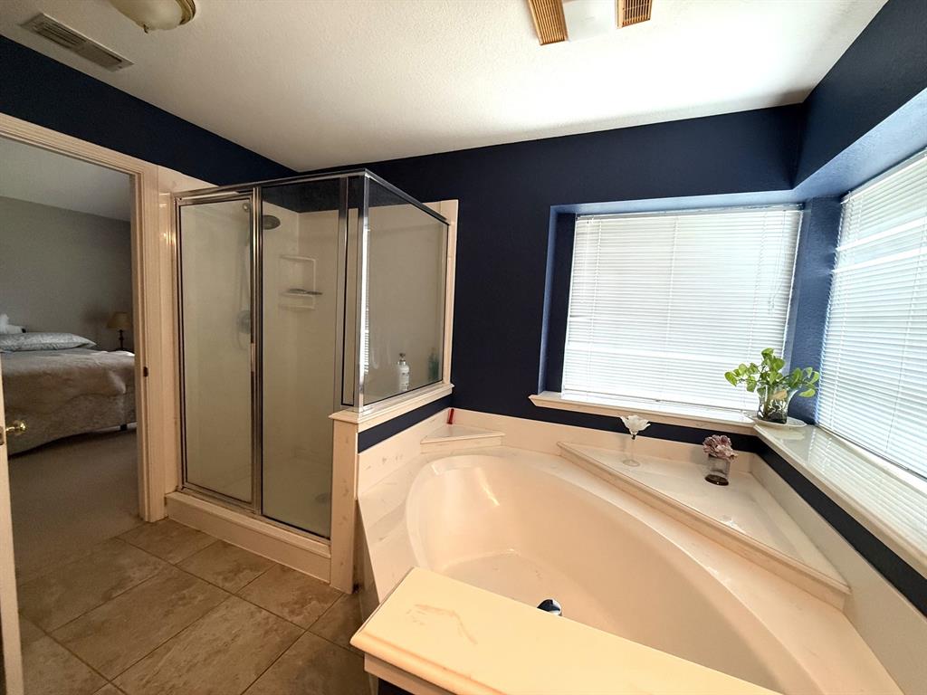 107 Ridge Court Glen Rose, TX 76043 - Photo 13 of 34