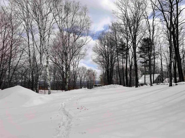$195,000 | 119 Advent Hill Road, Hartland, VT 05048