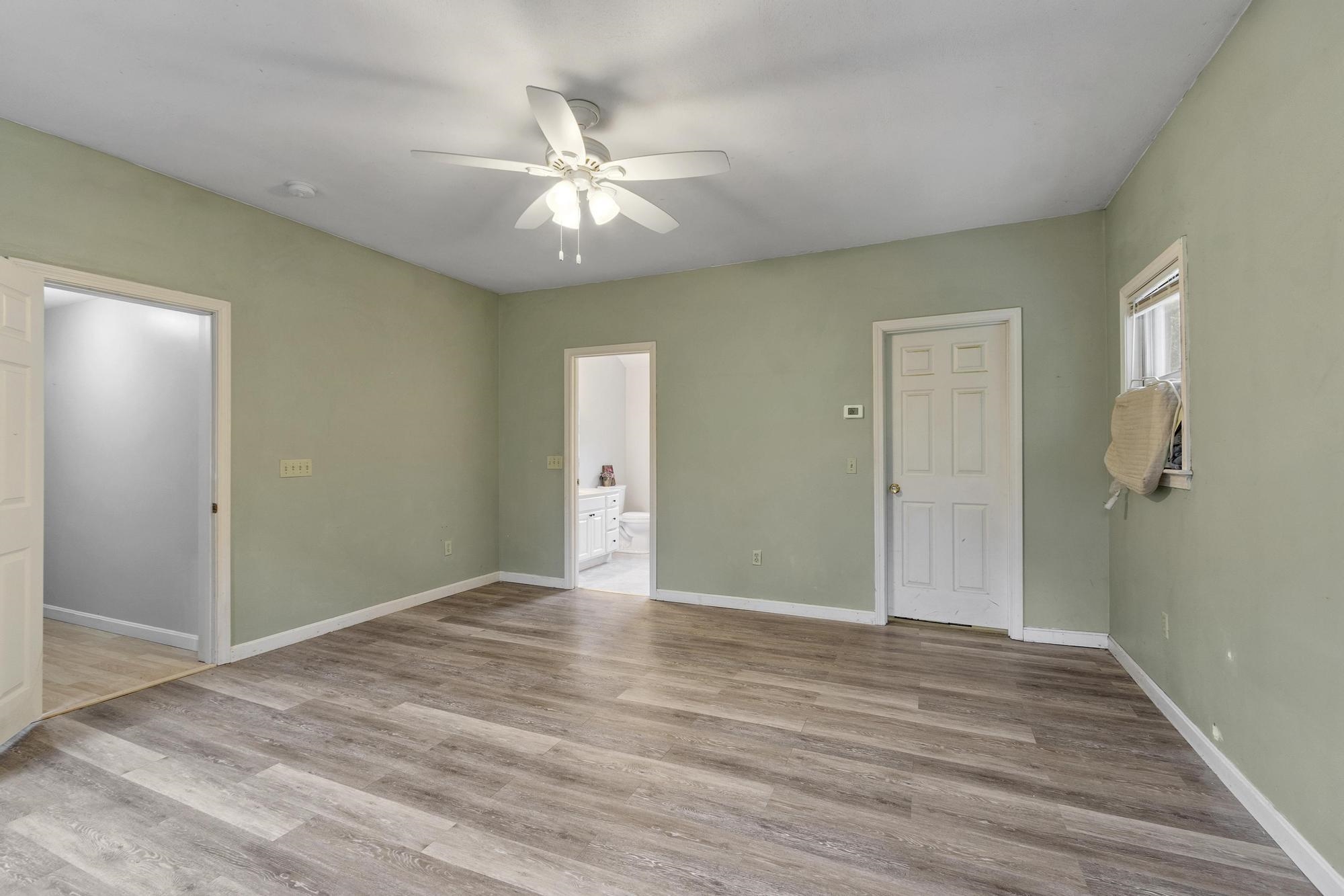 113 Newton Road Plaistow, NH 03865 - Photo 16 of 60