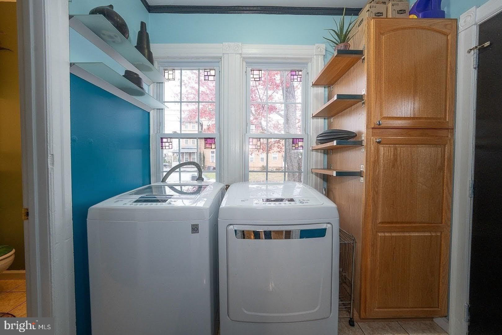 507 Morton Avenue Ridley Park, PA 19078 - Photo 20 of 42 a utility room with dryer and washer