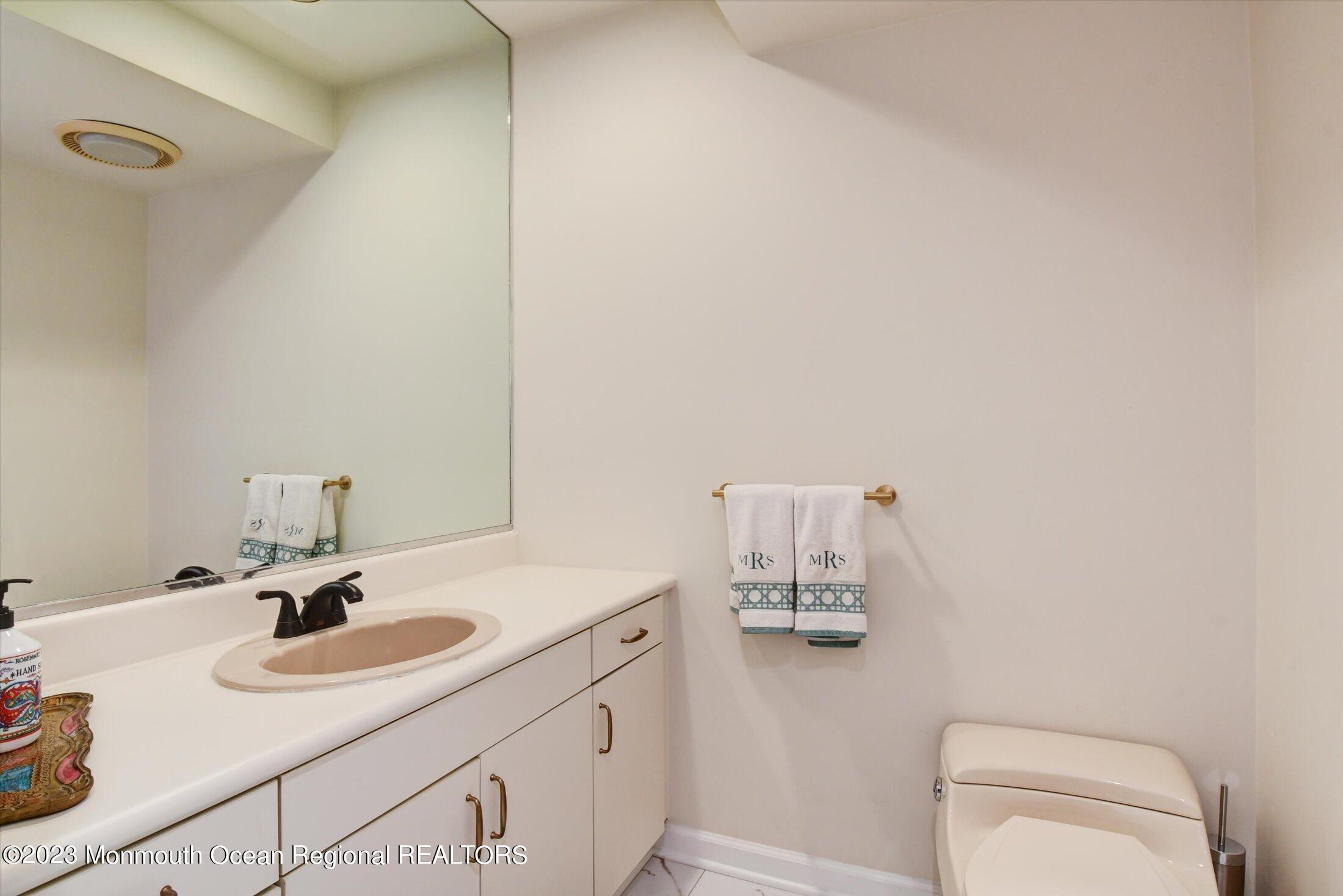 515 Seven Bridges Road Little Silver, NJ 07739 - Photo 12 of 52 12-Half Bath