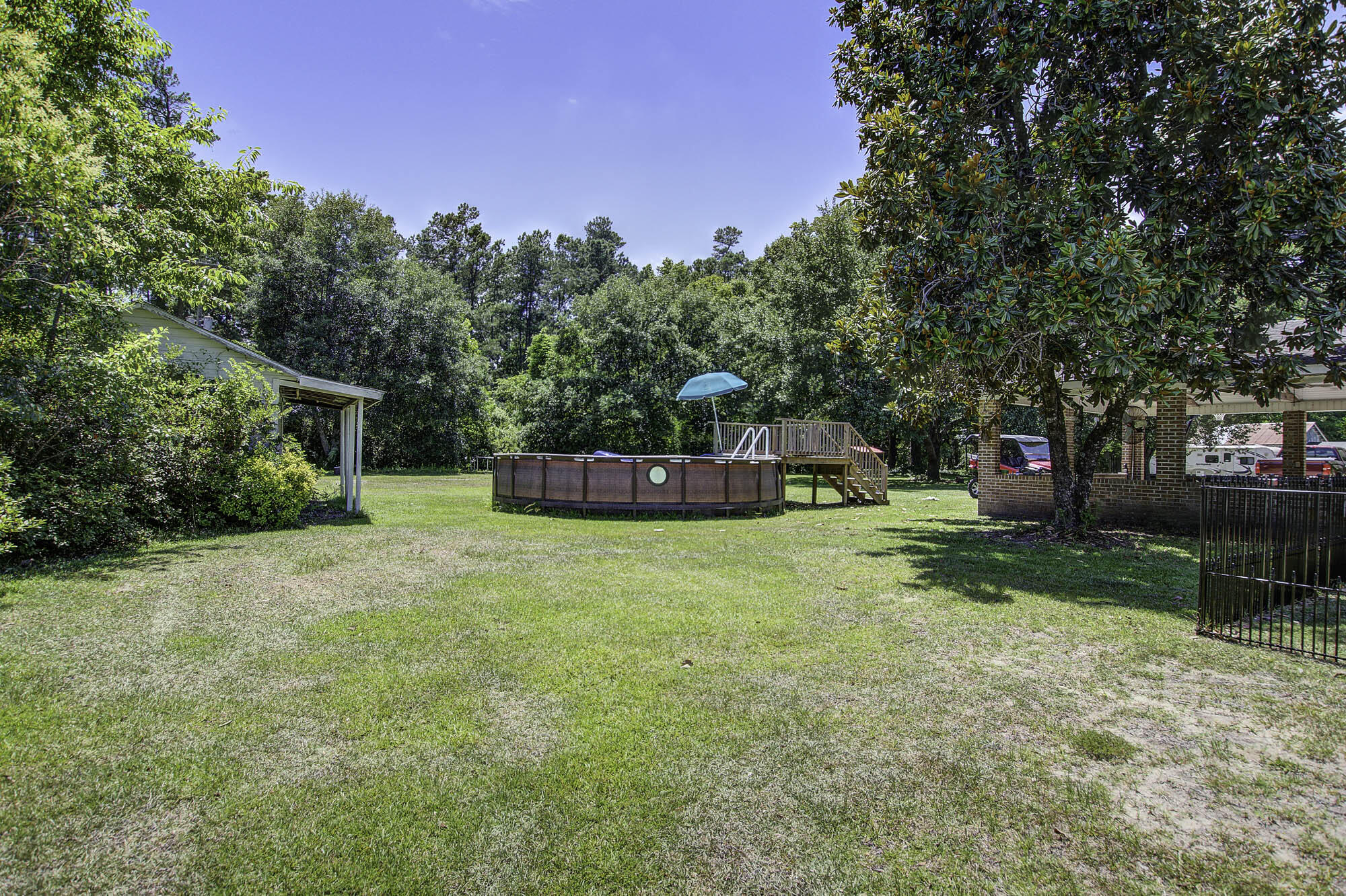 633 Country Club Road Andrews, SC 29510 - Photo 34 of 71 Above Ground Pool