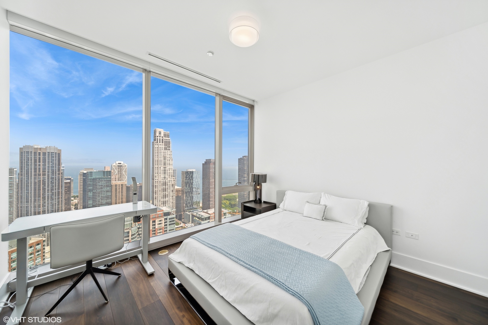363 East Wacker Drive, Unit 4304 Chicago, IL 60601 - Photo 13 of 42