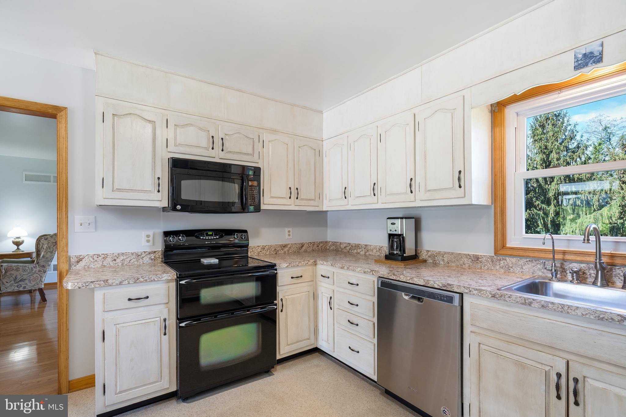 911 Trevanion Road Union Bridge, MD 21791 - Photo 13 of 37 Elegant Cabinets and Updates