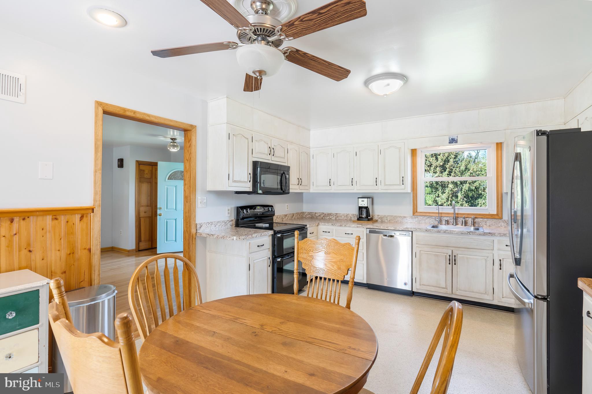 911 Trevanion Road Union Bridge, MD 21791 - Photo 10 of 37 Perfect for Hosting a Dinner Party