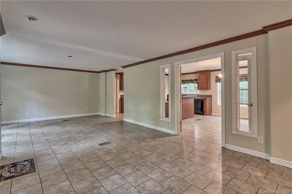 956 Pesch Road Richburg, SC 29729 - Photo 5 of 28 Gallery Image 5
