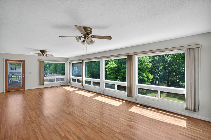 304 Arcadia Drive Anderson, SC 29621 - Photo 18 of 41 Sunroom -