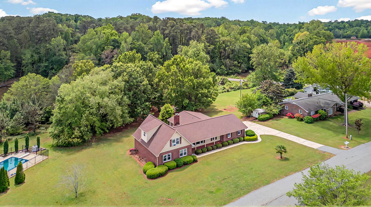 304 Arcadia Drive Anderson, SC 29621 - Photo 25 of 41 Large Flat Lot, great yard