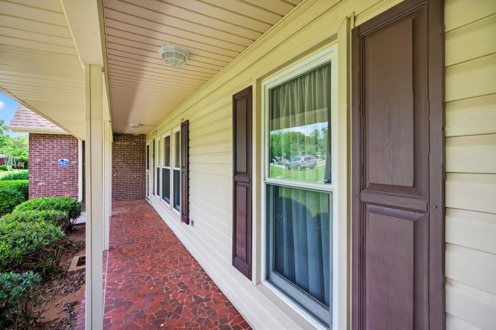 304 Arcadia Drive Anderson, SC 29621 - Photo 3 of 41 Front Porch