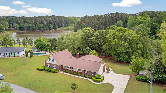 $498,800 | 304 Arcadia Drive, Anderson, SC 29621