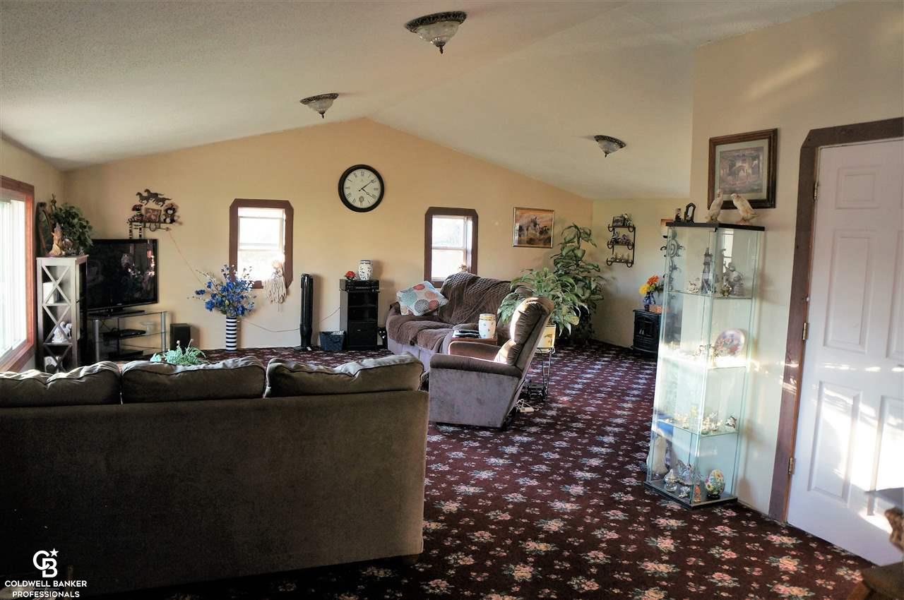 13277 Tibbets Road Memphis, MI 48041 - Photo 6 of 26