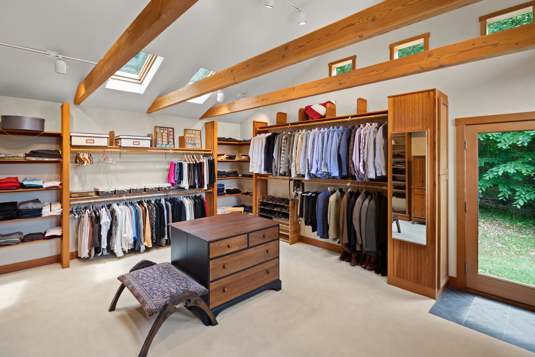 111 Thomas Pasture Road Stowe, VT 05672 - Photo 17 of 39